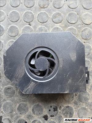 Mercedes E-osztály W212 212 E osztály facelift harman erősítő  a2118705189