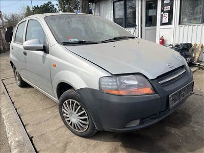 Daewoo Kalos 1,2i bontott alkatrészei