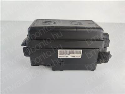 MINI (R50, R53) Cooper Biztosítéktábla (motortér) (6906604, 61136906604, 61146906614, 61131480790)
