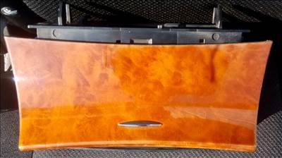 Hamutartó W211 Mercedes