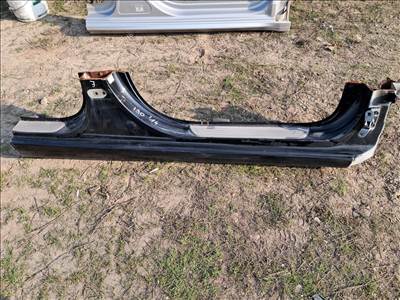 Hyundai i30 (GD) Jobb küszöb 