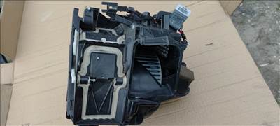 BMW 5-ös sorozat F07, F10/F11 Bmw f07 gt f10 f11 fűtőmotor 