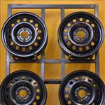 Ford Focus 1-Fiesta stb. (5556)KFZ4505 Új 15" 4x108 lemezfelni 