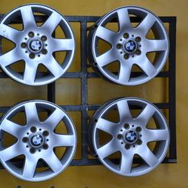 BMW (1/2-2537)(HA3849642)Használt 16" 5x120 alufelni 