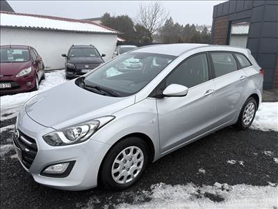 Eladó Hyundai i30cw 1.6 CRDi (1582 cm³, 128 PS)