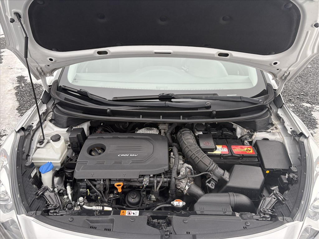 Eladó Hyundai i30cw 1.6 CRDi (1582 cm³, 128 PS) 12. kép