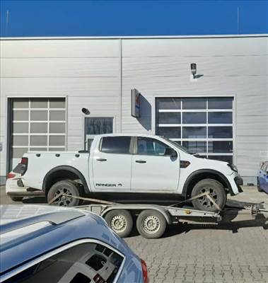 Ford Ranger bontásra egyben eladó