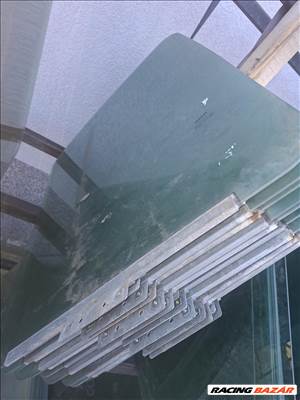 Iveco Daily (3rd gen) lejáró üveg 