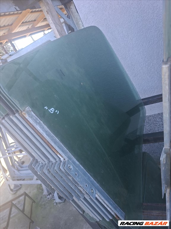 Iveco Daily (3rd gen) lejáró üveg  2. kép