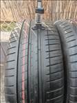  235/4518" újszerű Michelin nyári gumi gumi