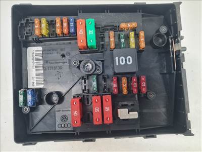 Volkswagen Golf VI 1.6 CR biztosítéktábla (32345) 1k0937125d