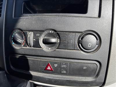 Mercedes Sprinter II W906 OM651-es Bontott Fűtéskapcsoló eladó.