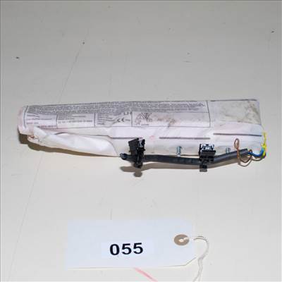  Porsche Macan 95B Oldallégzsák