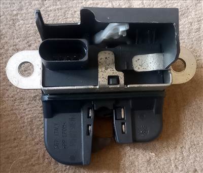 Touran I,Touran I facelift, Golf V,Golf VI,Passat B6, Passat B7,Altea,Leon Csomagtér zár 1t0827505h