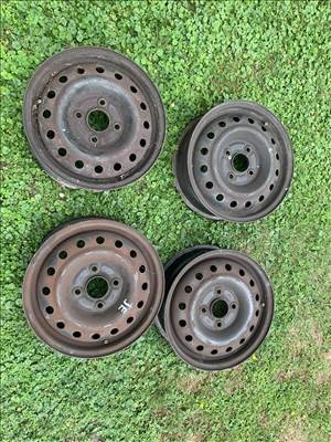  4x114.3 lyukosztású 5,5JJ 15" használt (gyári felni) lemezfelni