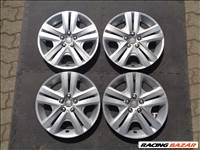 Peugeot gyári dísztárcsa 16-os szép állapotban eladó.