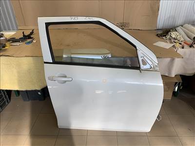 Suzuki Swift jobb első ajtó,ZNL