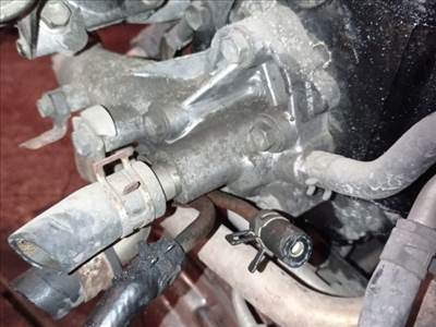 Toyota Medium MPV Termosztátház *149697* 3cte