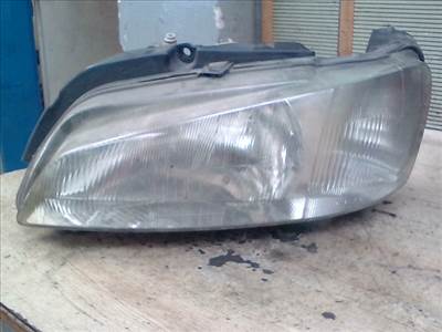 PEUGEOT 106 96- Bal első fényszóró