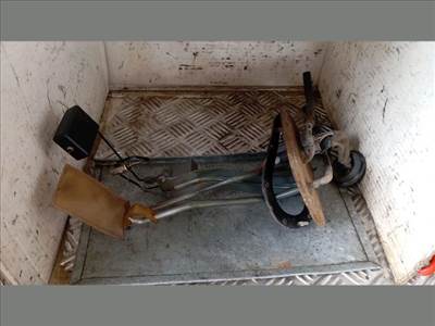 Toyota Medium MPV Üzemanyagszint Jeladó *142517*