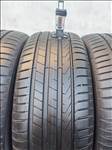  225/5517" újszerű Pirelli nyári gumi gumi