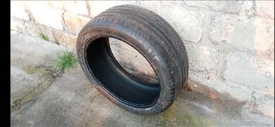  245/40/19 használt 2 db nyári gumi Pécsett eladó 