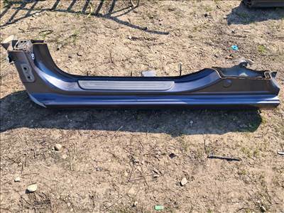 Hyundai i30 (GD) Bal küszöb 