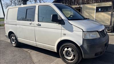 Volkswagen Transporter T5 2,5 TDI bontott alkatrészei
