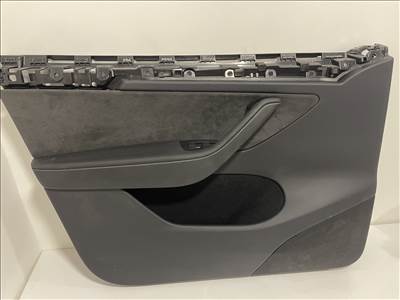 Tesla Model Y ajtókárpit