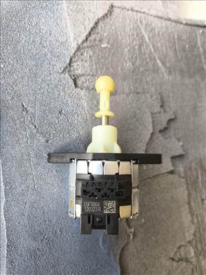 Bmw X3, X6, Skoda Octavia, Volkswagen Tiguan magasság állító motor  egf0006 120323r