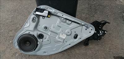 Ford Focus jobb hátsó ajtópanel eladó