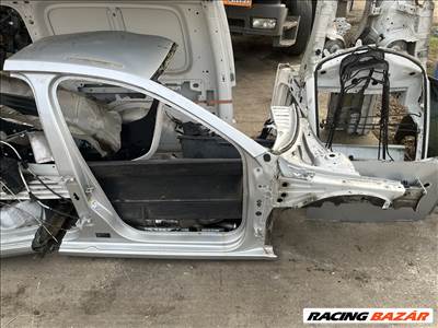 Skoda Octavia III (5E) jobb első negyed 