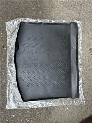 Mazda 3 BL csomagtartó tálca (Bose nélkül)