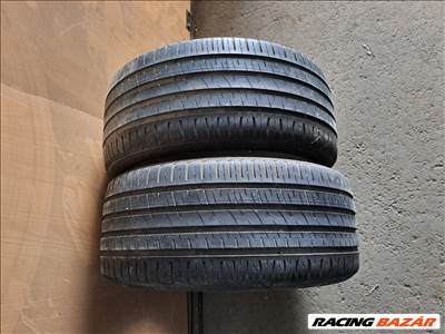 2db 225/40 R18 Barum Bravuris 3 HM  (peremvédős) Nyári gumi eladó!!! ára 15000Ft/db  6mm minta