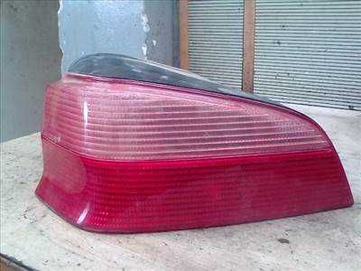 PEUGEOT 106 96- Bal hátsó lámpa