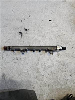 Volkswagen Golf VI közösnyomócső  03l130089b