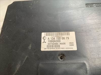 Smart Forfour motorvezérlő  a1341500879 m134910