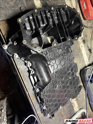 A6540140501 Mercedes C200 W213 W205 olajteknő 