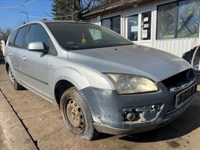 Ford Focus Mk2 1.6TDCI bontott alkatrészei