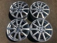 4db Platin 16" VW - Skoda alufelni. (3924)