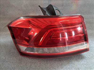 Volkswagen Passat B8 kombi Bal külső hátsó lámpa 