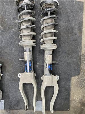 BMW 5-ös sorozat G30/G31 Bmw G30 G31 gólyaláb 530e 6866613 6866614