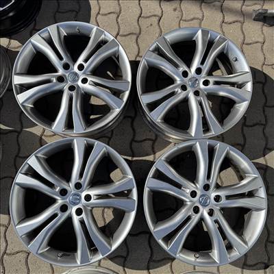 5x114,3 Nissan gyári 7,5x20 ET50 ⌀66,1 Cikkszám: N065-2075