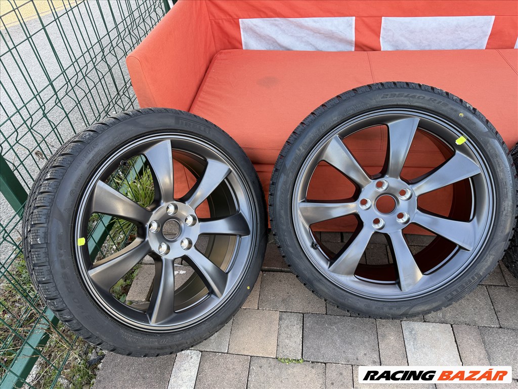 Model 3 Highland Performance 19" Performance felni és téli gumiabroncs 3. kép