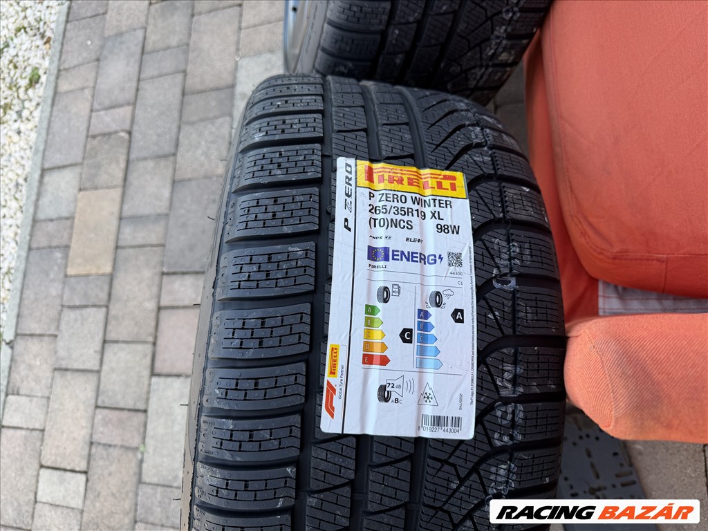 Model 3 Highland Performance 19" Performance felni és téli gumiabroncs 5. kép