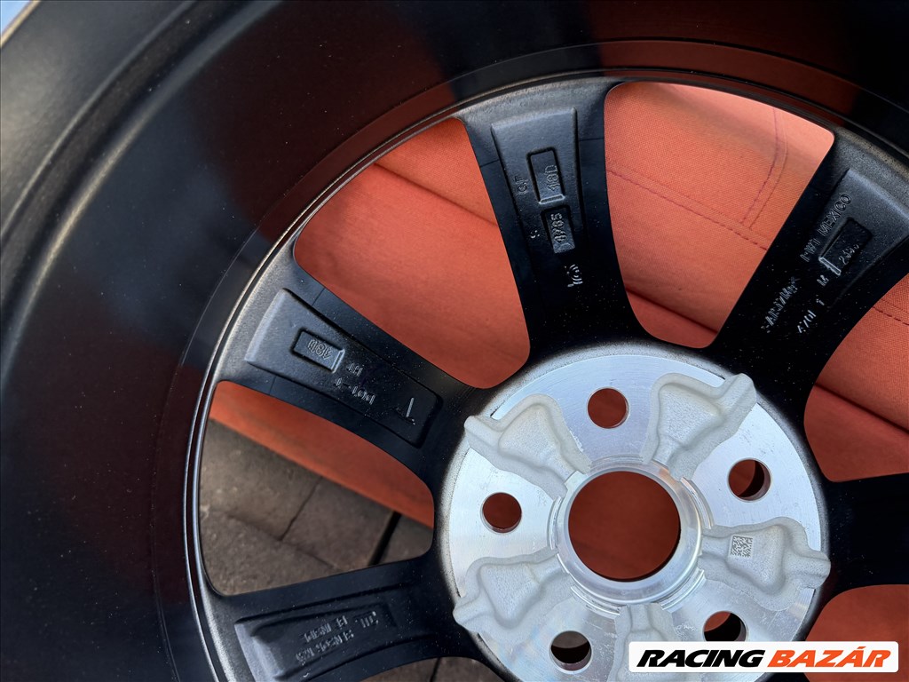 Model 3 Highland Performance 19" Performance felni és téli gumiabroncs 9. kép