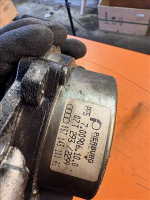 Audi Q7 (4L) vákuumpumpa 3.0 tdi 057145100ae