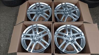  5x114.3 lyukosztású 6JJ 15" új Dezent alufelni