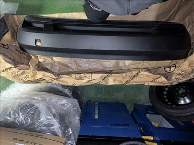 Skoda Kodiaq I hátsó lökhárító alatti spoiler  565807521