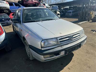 Volkswagen Vento 1.9 TDI -AAZ- bontott alkatrészei